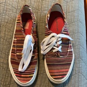 Used AIRWALK sneakers